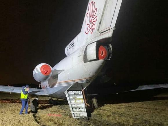 Прокуратура занялась проверкой инцидента в «Пулково», где самолет укатился за пределы взлетно-посадочной полосы