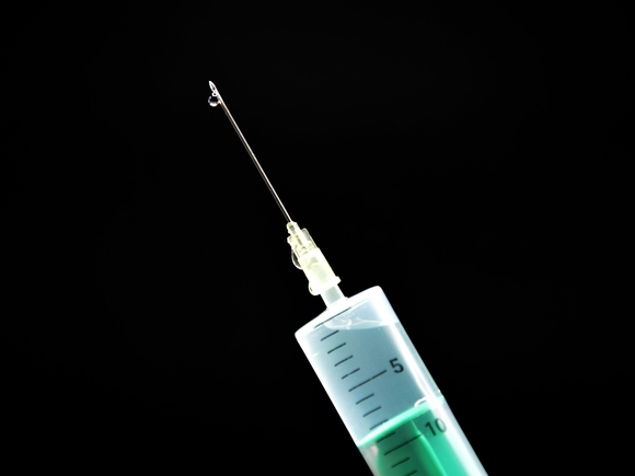Обязательную вакцинацию от ковида вводят на Камчатке