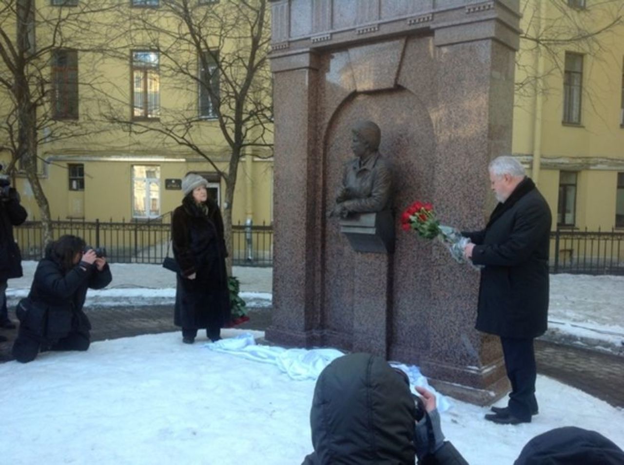 Михаил Маневич памятник