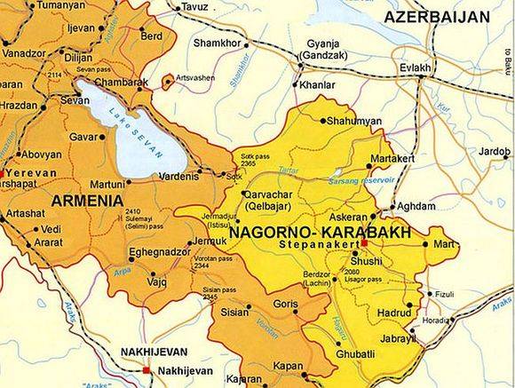 На этой карте Нагорный Карабах изображен неправильно. К его территории добавлены и несколько районов Азербайджана.