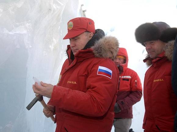 The Nihon Keizai Shimbun: Япония призвала к сдерживанию России в Арктике