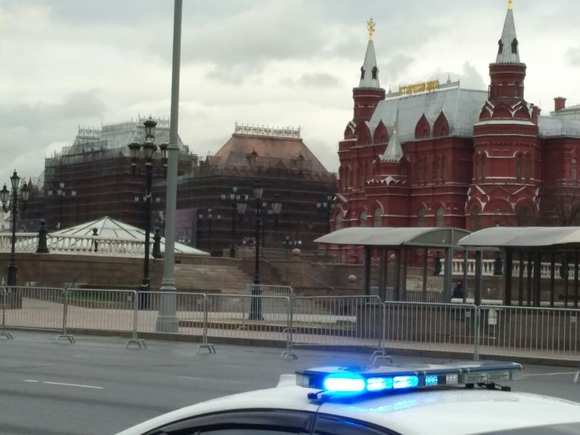 Трех тиктокеров с файерами задержали неподалеку от Кремля