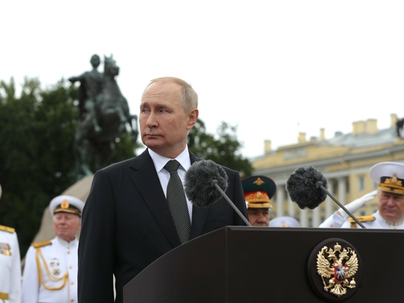 The Mirror: Слова Путина о комплексах «Циркон» на параде ВМФ «напугали» Великобританию