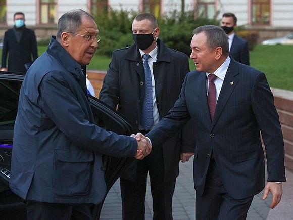 Любопытно, что об «углублении интеграции» между РФ и Белоруссией на сей раз не говорили.