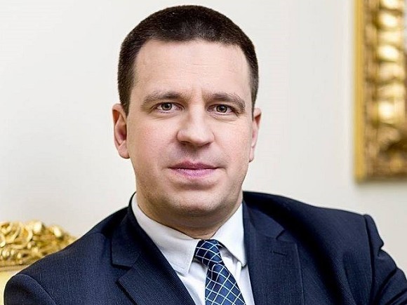 Премьер-министр Эстонии поздравил сограждан с Рождеством на русском языке