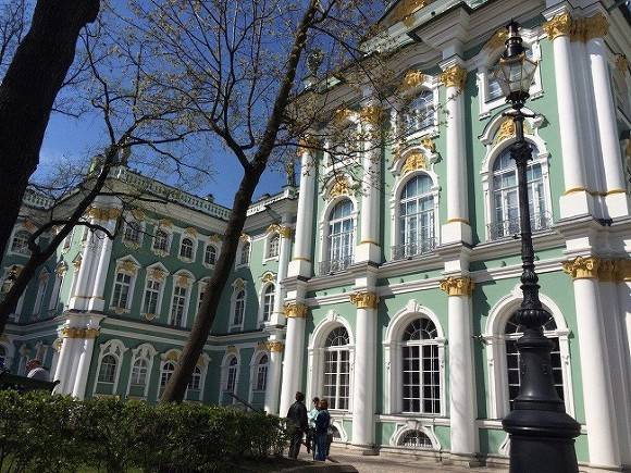Задержанные как «санкционный груз» музейные экспонаты вернулись в Россию