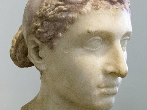 Daily Mail: Ученые заявили о возможном обнаружении гробницы царицы Клеопатры и Марка Антония