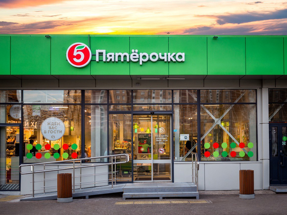 Сеть «Пятерочка» и онлайн-кинотеатр IVI установили в Новосибирске и Петербурге детские развивающие зоны