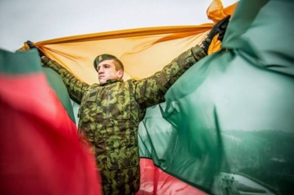Евросоюзу посоветовали равняться на Литву в вопросе санкций против России