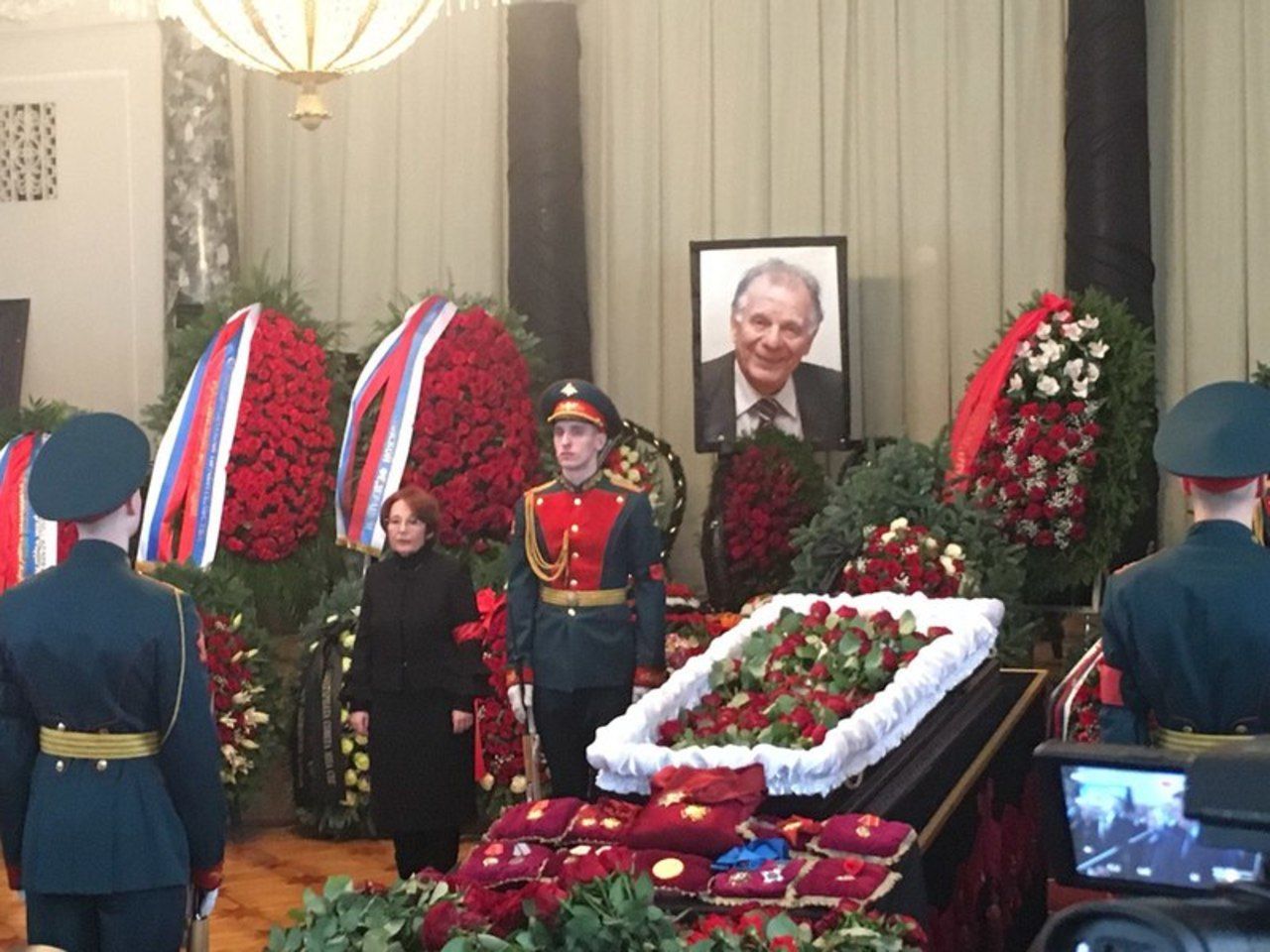 Похороны Алферова