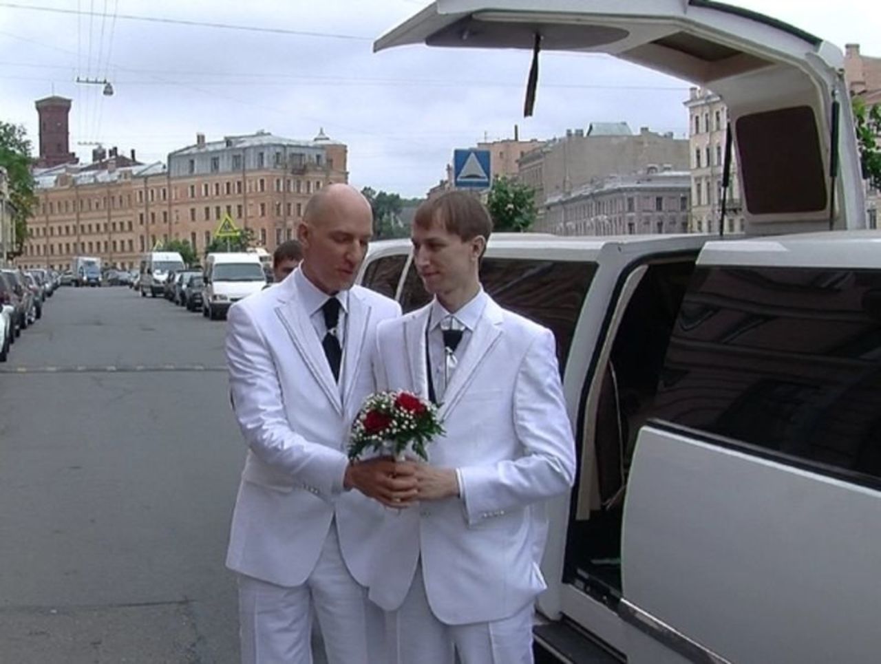 ЛГБТ-активисты подали апелляцию на решение суда по гей-бракам - Росбалт