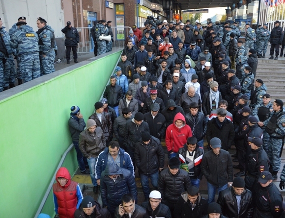 Москвичей предупредили об ограничениях на станциях метро у мечетей из-за Курбан-байрама