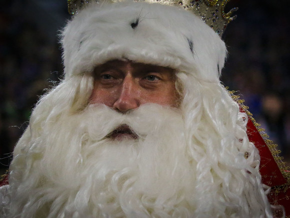 «Коммерсант»: Стоимость вызова Деда Мороза подорожала из-за масок и ПЦР-тестов