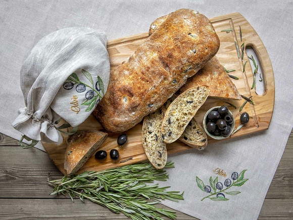 В арт-пространстве mArs художница Юлия Кравченко и пекарь Светлана Астафьева представят художественно-просветительскую затею Хлеб маслом