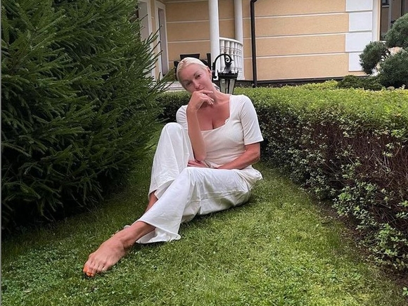 «Настя, вы огонь»: оскандалившаяся Волочкова объявила в Instagram «туалетный» флешмоб