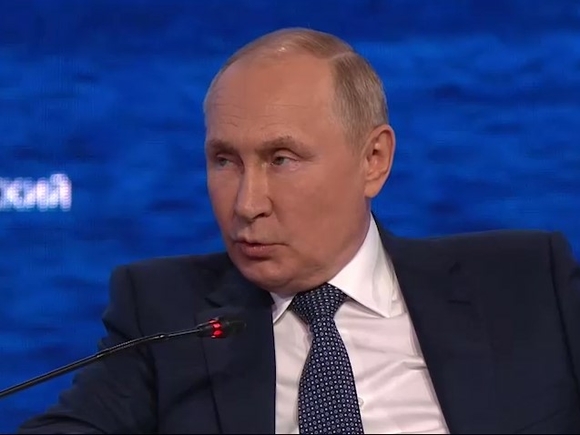 Песков опроверг сообщения о покушении на Путина