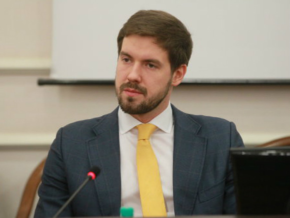 Вице-губернатор Алексей Корабельников рассказал, какой доход принес Петербургу налог на прибыль и раскритиковал «Фонтанку» за невнимательность