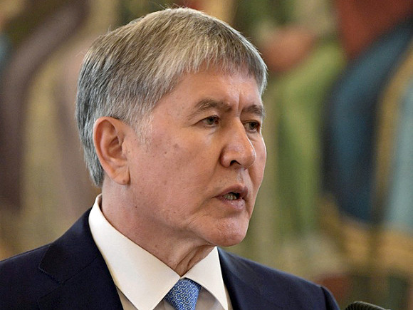 Спецназ в Киргизии задержал бывшего президента Атамбаева