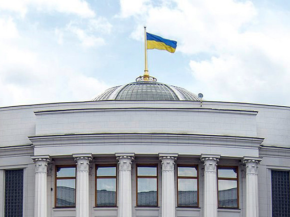 Киев согласился включить «формулу Штайнмайера» в закон о Донбассе