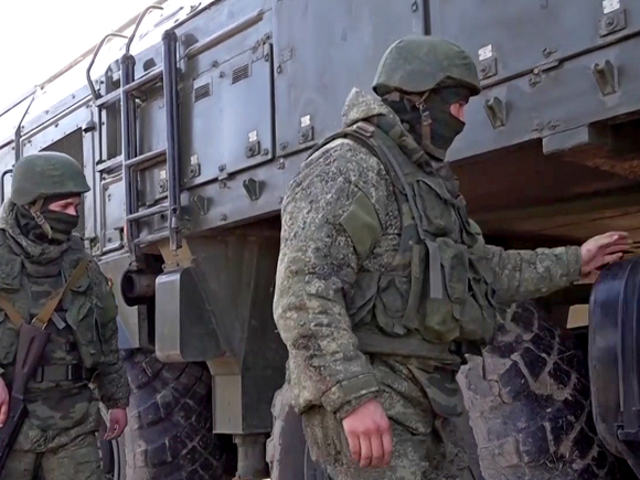 Минобороны России сообщило о расстреле украинскими военными более 10 военнослужащих РФ