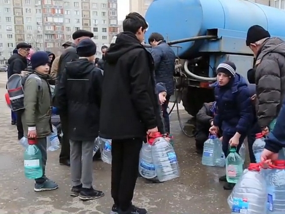 Крупный город в Оренбуржье второй день остается без воды