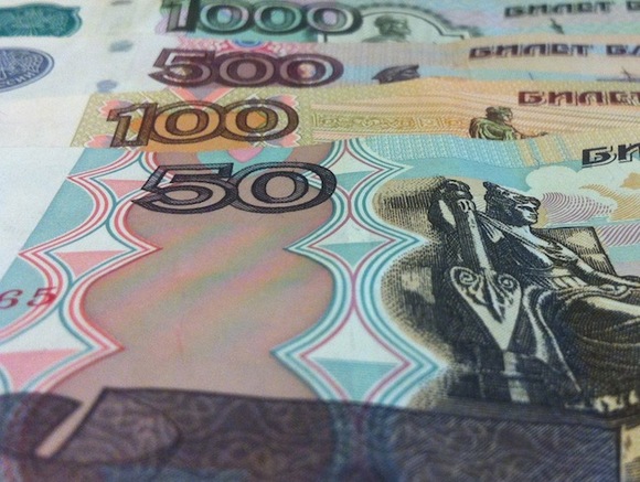 Россиянам подсказали, как быть, если магазин не берет надорванные банкноты
