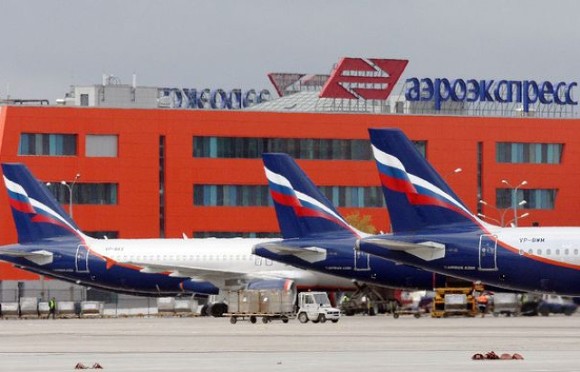 Почти 90 рейсов задержаны и отменены в аэропортах Москвы