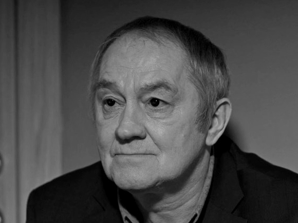 МХТ скорбит о смерти смерти актера Сергея Сосновского