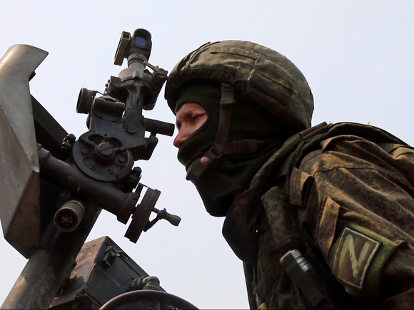Под Артемовском отрезают пути подвоза резервов ВСУ, Запад задумался о мирном урегулировании, Евросоюз не может найти снаряды для Киева