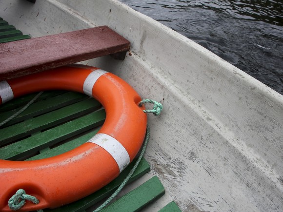Две моторные лодки столкнулись на реке в Самарской области, есть погибший и пострадавшие