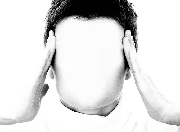 Невролог рассказала о причине головной боли при «омикроне»