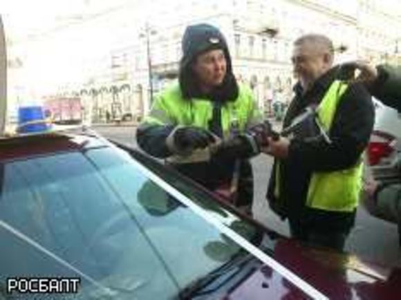 В центре Петербурга ДПС устроила погоню со стрельбой за нарушителем скоростного режима (видео)