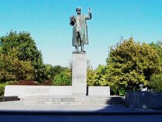 Чехия отказалась передавать России демонтированный памятник Коневу