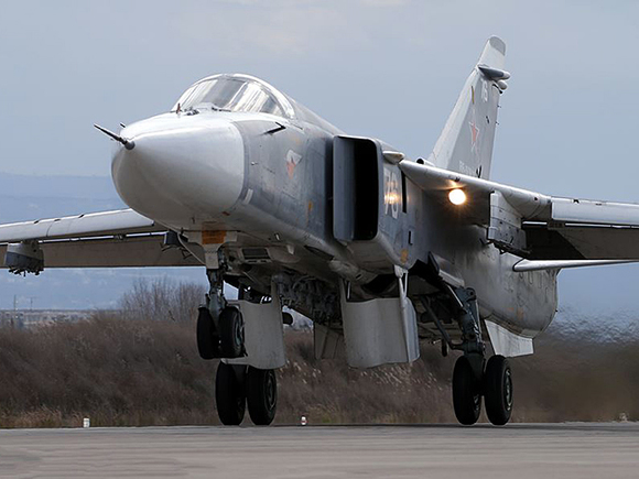 Военный бомбардировщик Су-24 разбился в Волгоградской области