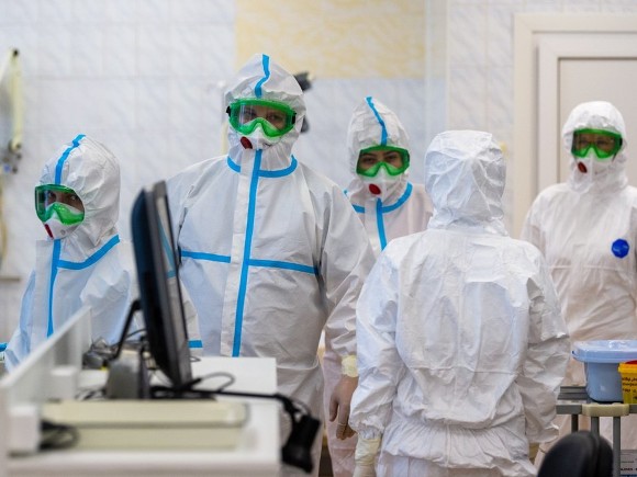 Четыре медсестры с коронавирусом скончались в Петербурге