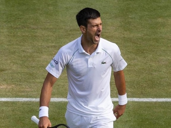 Джокович обыграл аргентинца Шварцмана и стал первым четвертьфиналистом Roland Garros-2022