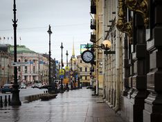 Петербург будет жить до конца апреля по карантинным правилам
