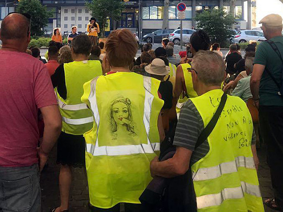 От карантина к протестам: в ожившем Париже задержаны 200 «желтых жилетов»
