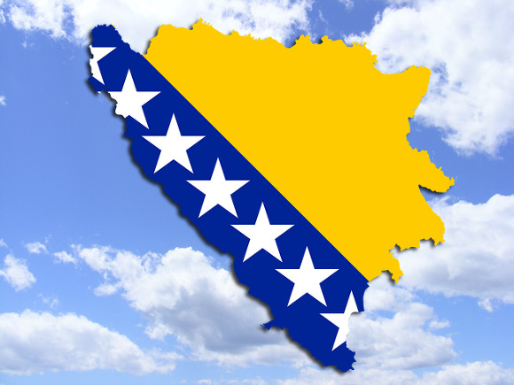 ЕС согласовал решение предоставить Боснии и Герцеговине статус страны-кандидата на вступление в союз