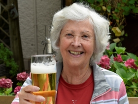 Риск развития деменции можно снизить — алкоголем