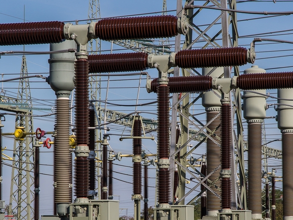 Украина впервые провела тестовую поставку электроэнергии из Словакии