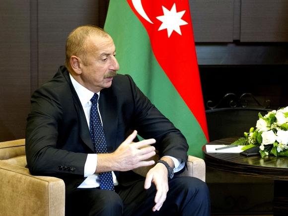 Алиев считает, что Россия и США могут стать площадками для переговоров Азербайджана с Арменией