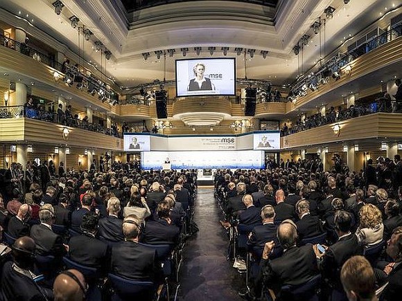 «Коммерсант»: Россия впервые за 20 лет почти не будет представлена на Мюнхенской конференции по безопасности