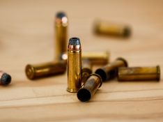 В Якутии открыли стрельбу в магазине, ранен продавец