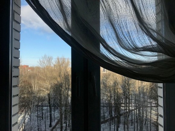 В Москве скончался ребенок, который выпал из окна многоэтажного дома
