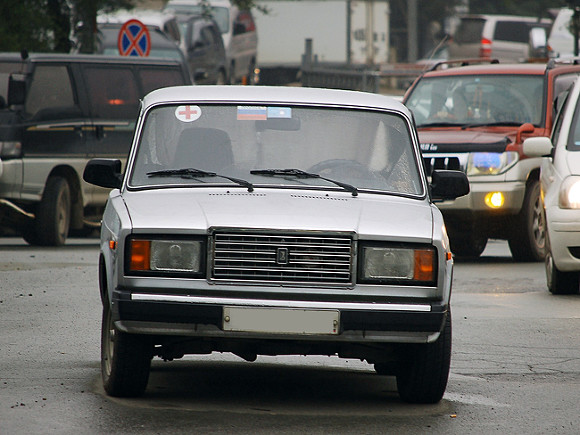 В Госдуме предложили отменить транспортный налог на отечественные авто