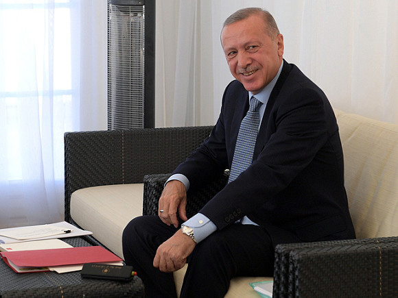Эрдоган назвал себя «единственным лидером», способным вести диалог как с Путиным, так и Зеленским