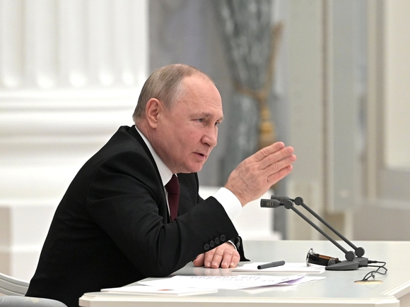 «Чуть-чуть подороже»: Путин заверил, что люксовые товары продолжат поступать в России