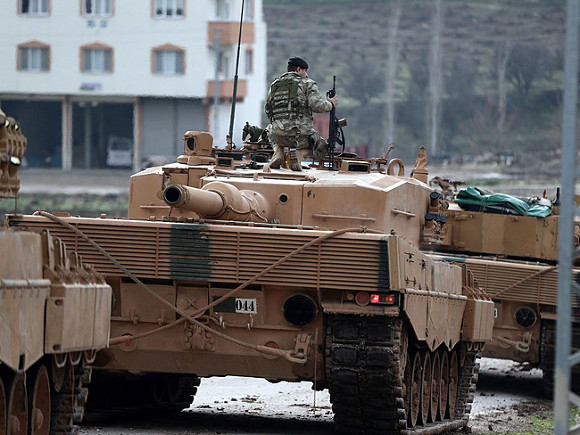 Турция отчиталась после обстрела Идлиба: уничтожены более ста военных, три танка, подбит вертолет