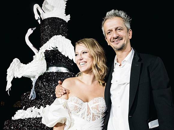 «Три года назад увел в новый, удивительный мир»: Собчак посвятила Богомолову трогательный пост в годовщину свадьбы (фото)